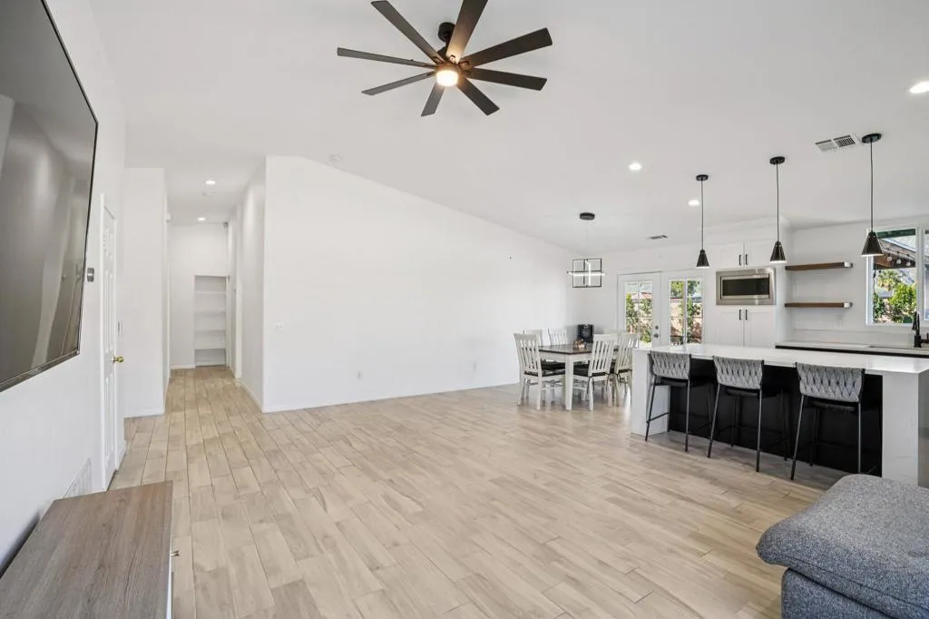 3757 El Dorado Boulevard, Palm Springs, California 92262 home-pic-9