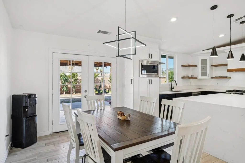 3757 El Dorado Boulevard, Palm Springs, California 92262 home-pic-2