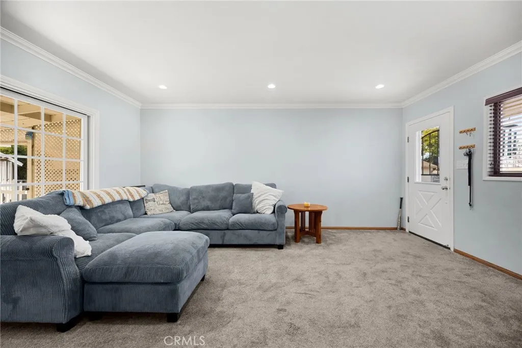 15814 Sharonhill Drive, Whittier, California 90604 home-pic-11