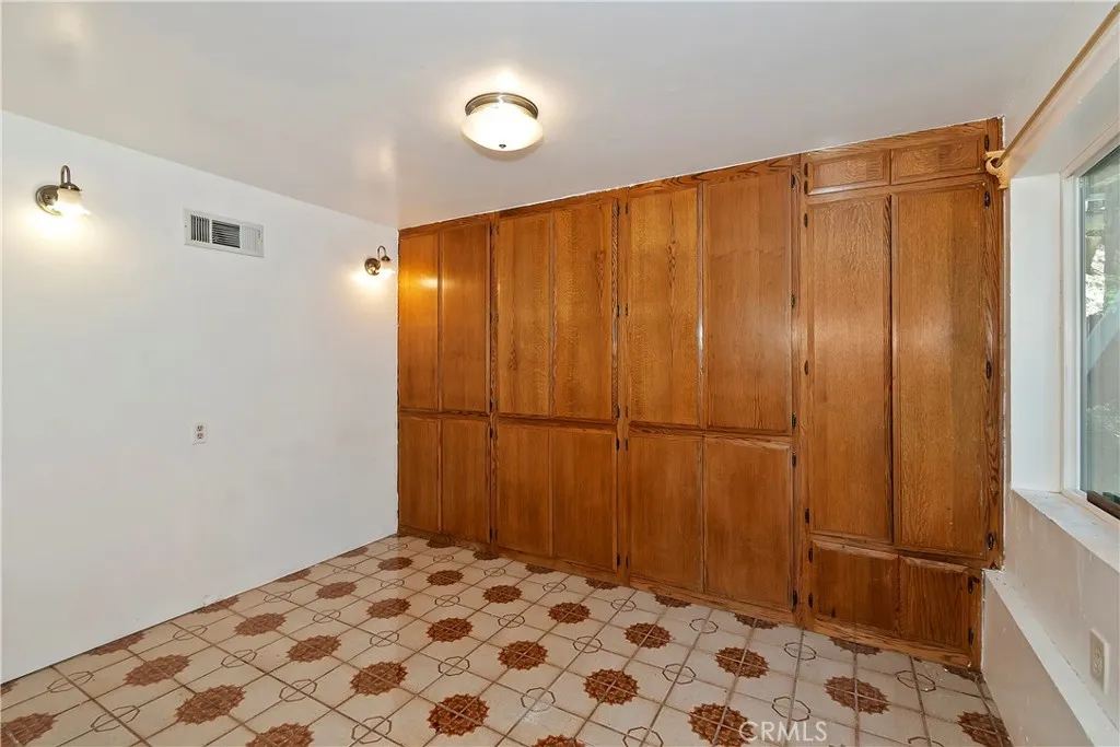129 Zermat Unit 1  home-pic-32