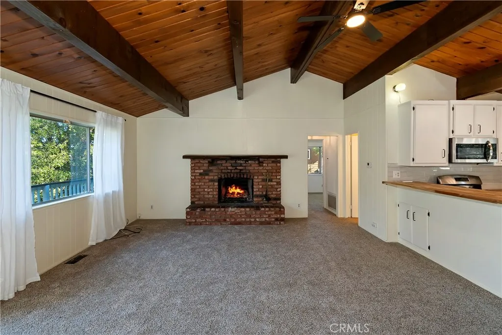 129 Zermat Unit 1  home-pic-4