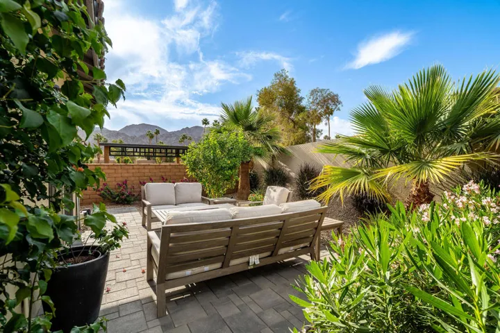 80034ChampionsWay-46