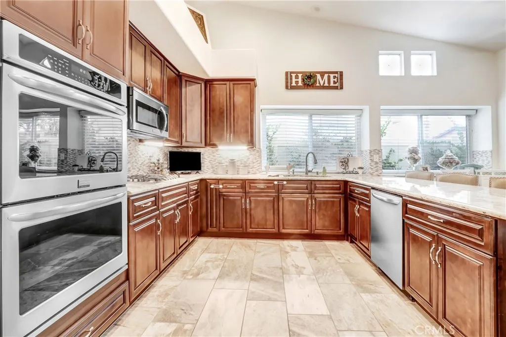 9174 Desert Acacia, Corona, California 92883 home-pic-9