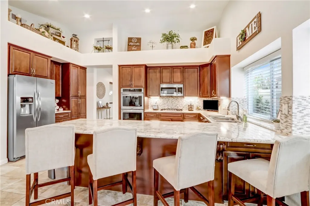 9174 Desert Acacia, Corona, California 92883 home-pic-11