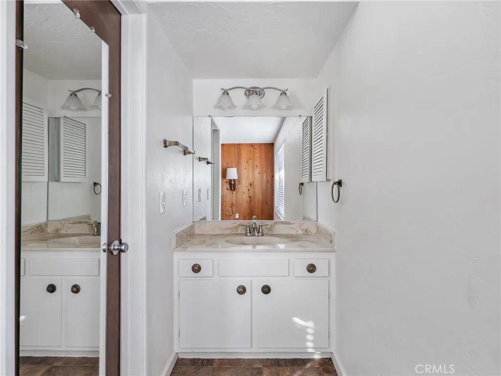 10011 Alta Mesa, Phelan, California 92371 home-pic-18
