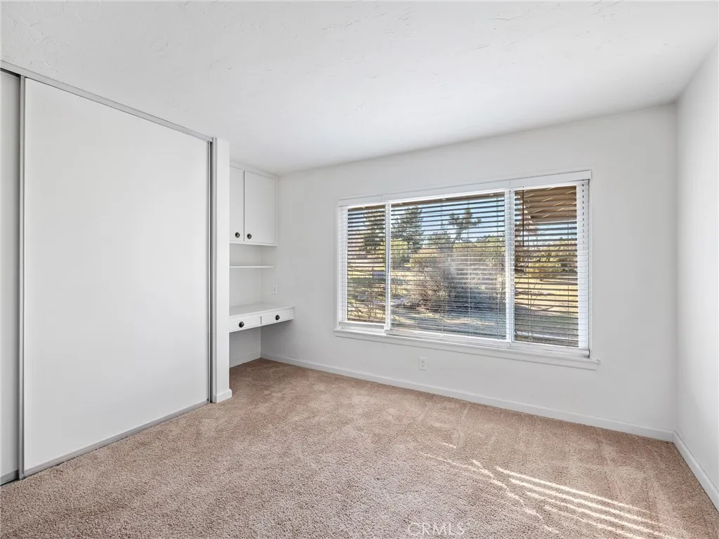 10011 Alta Mesa, Phelan, California 92371 home-pic-13