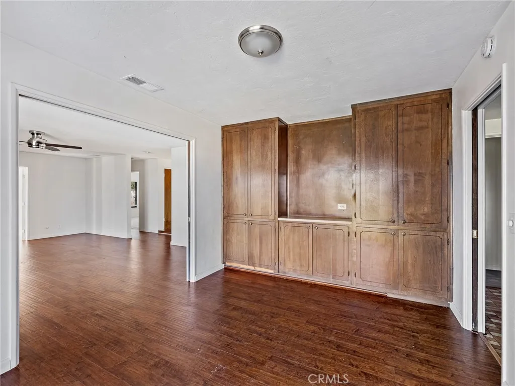 10011 Alta Mesa, Phelan, California 92371 home-pic-9