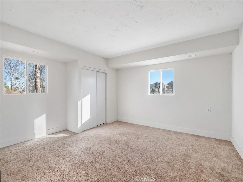 10011 Alta Mesa, Phelan, California 92371 home-pic-21