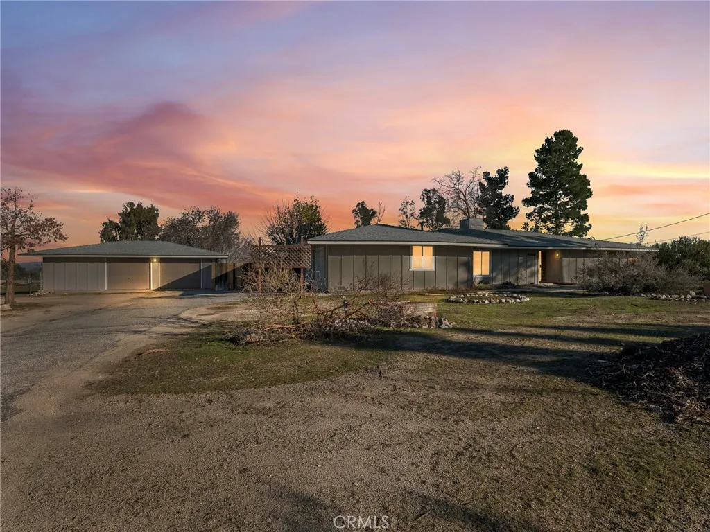 10011 Alta Mesa, Phelan, California 92371 home-pic-32