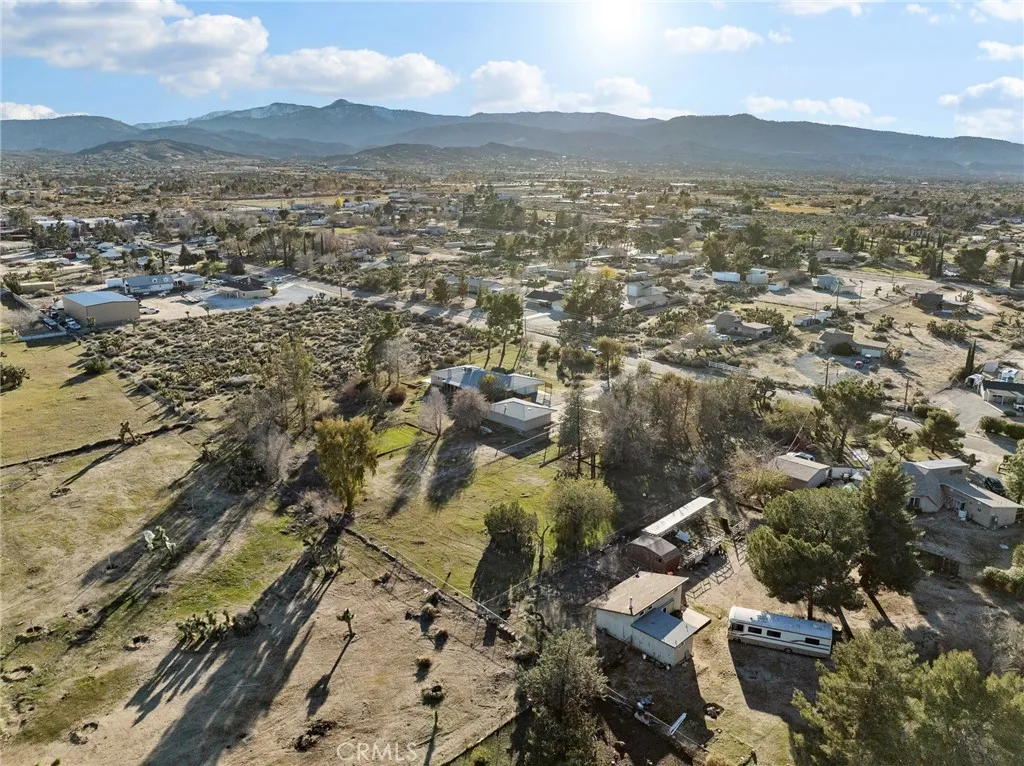 10011 Alta Mesa, Phelan, California 92371 home-pic-41