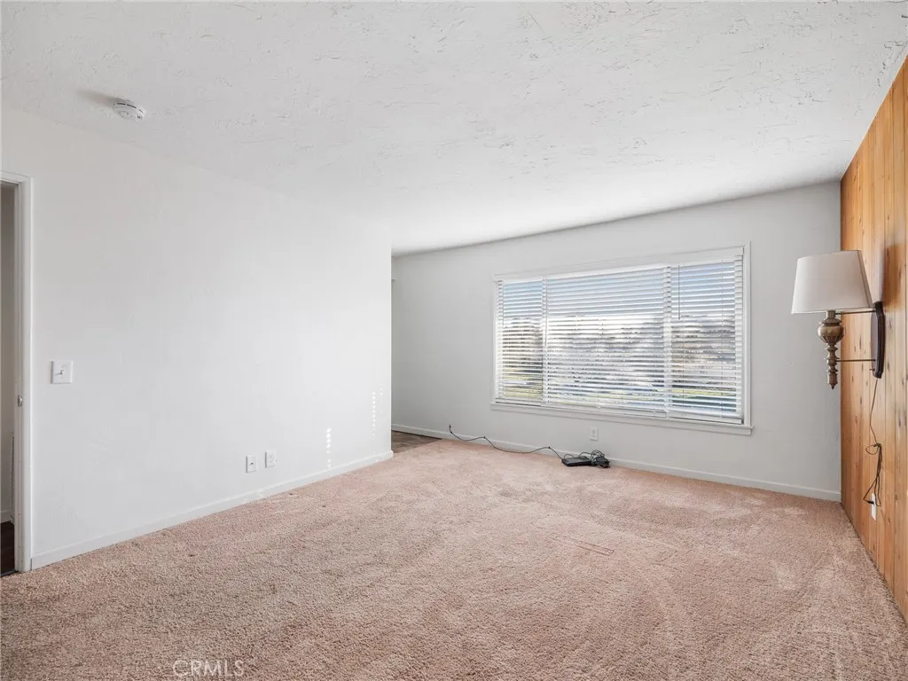 10011 Alta Mesa, Phelan, California 92371 home-pic-16