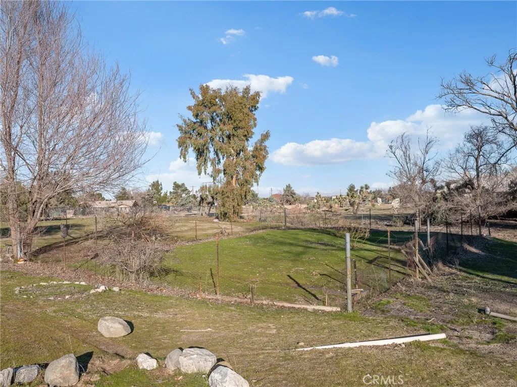 10011 Alta Mesa, Phelan, California 92371 home-pic-26