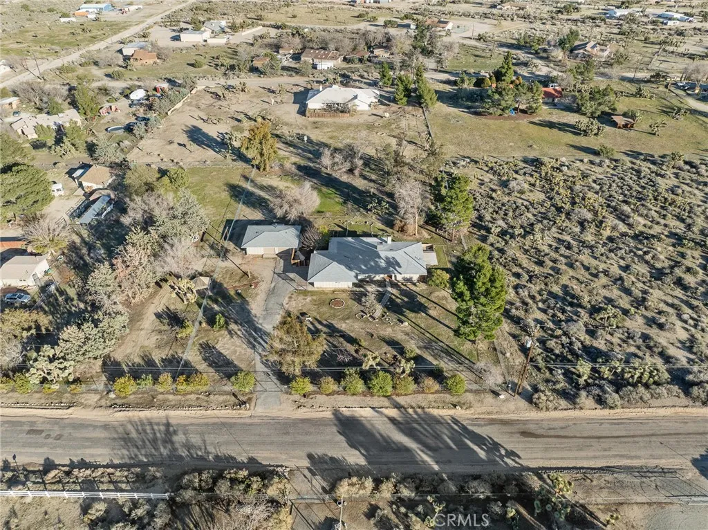 10011 Alta Mesa, Phelan, California 92371 home-pic-37