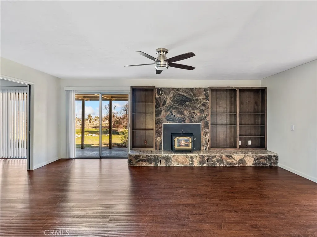 10011 Alta Mesa, Phelan, California 92371 home-pic-4