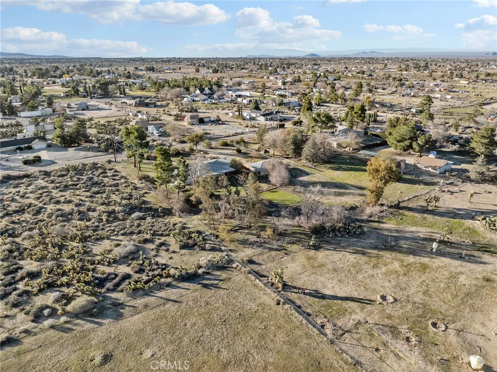 10011 Alta Mesa, Phelan, California 92371 home-pic-46