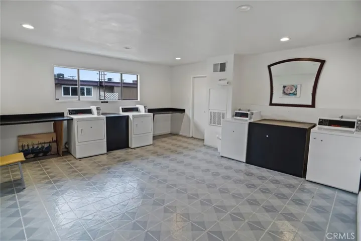 310 N Jackson, Glendale, California 91206