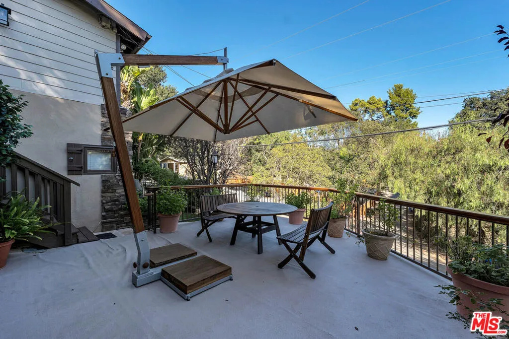 21832 Canon Drive, Topanga, California 90290 home-pic-7