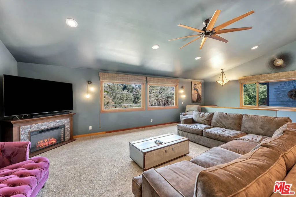 21832 Canon Drive, Topanga, California 90290 home-pic-47
