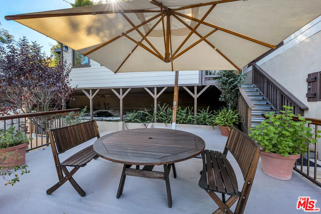 21832 Canon Drive, Topanga, California 90290 home-pic-6