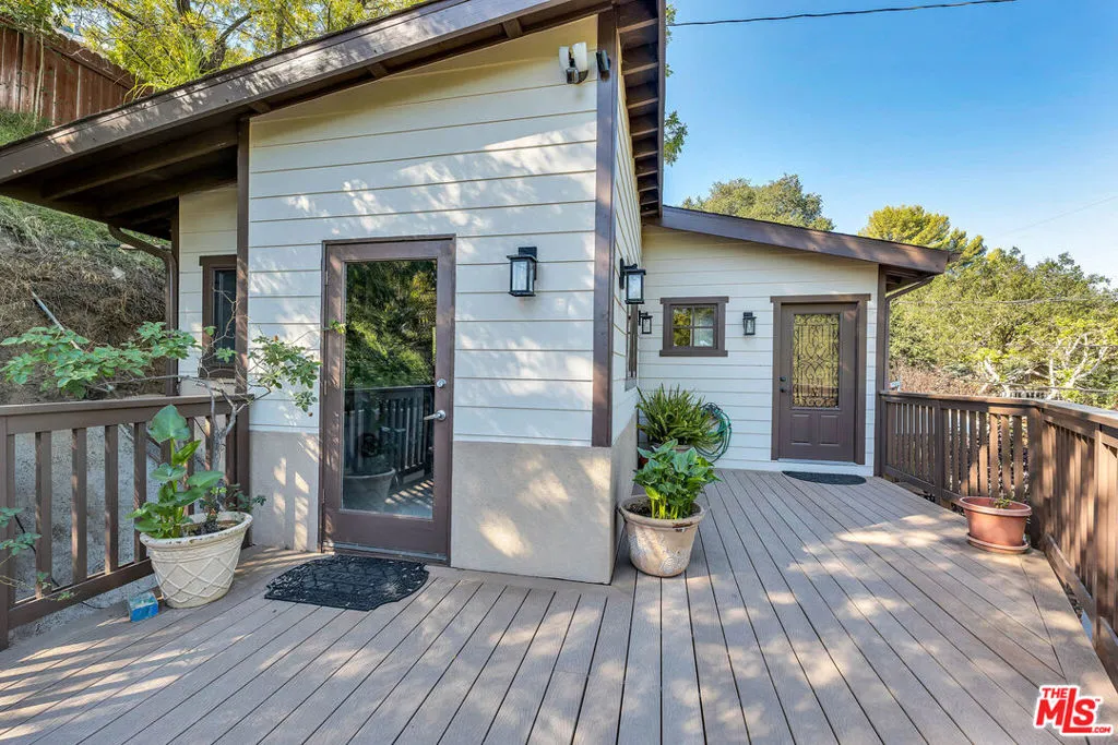 21832 Canon Drive, Topanga, California 90290 home-pic-36