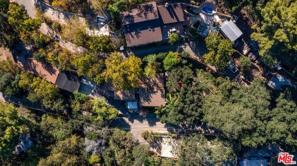 21832 Canon Drive, Topanga, California 90290 home-pic-53