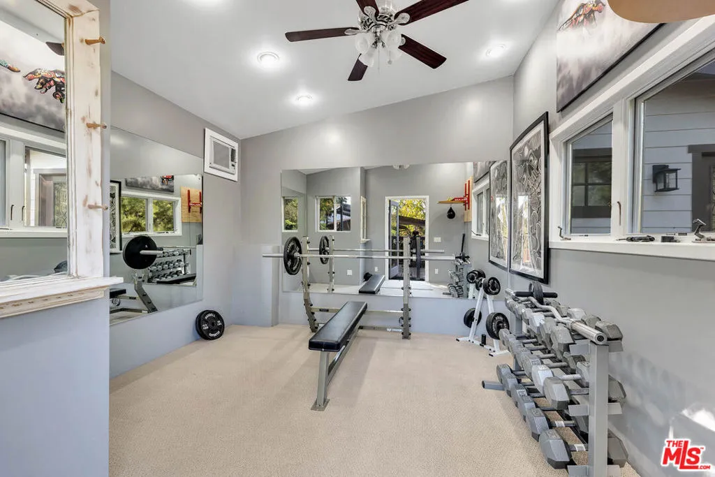 21832 Canon Drive, Topanga, California 90290 home-pic-38