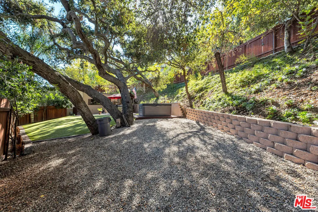 21832 Canon Drive, Topanga, California 90290 home-pic-19