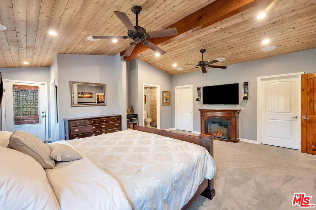 21832 Canon Drive, Topanga, California 90290 home-pic-43