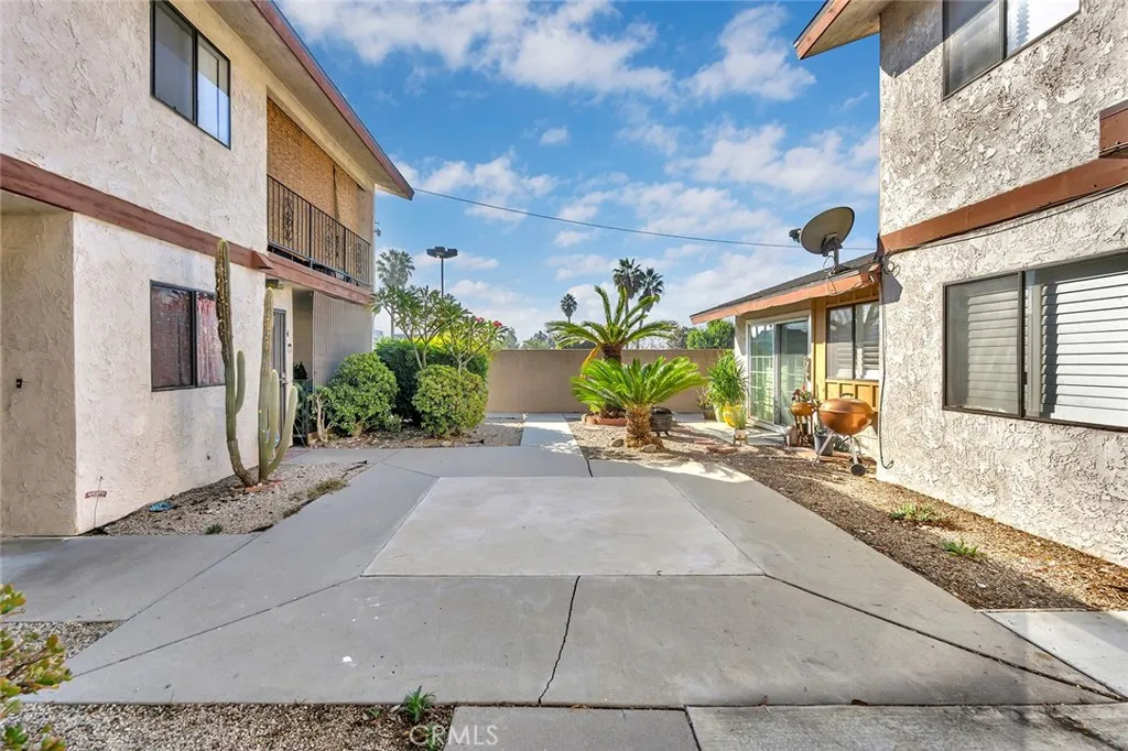 3368 Linden Avenue, Long Beach, California 90807 home-pic-8