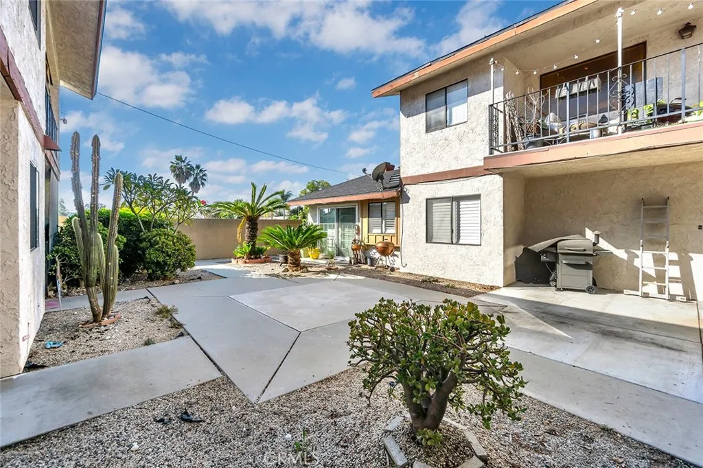 3368 Linden Avenue, Long Beach, California 90807 home-pic-7