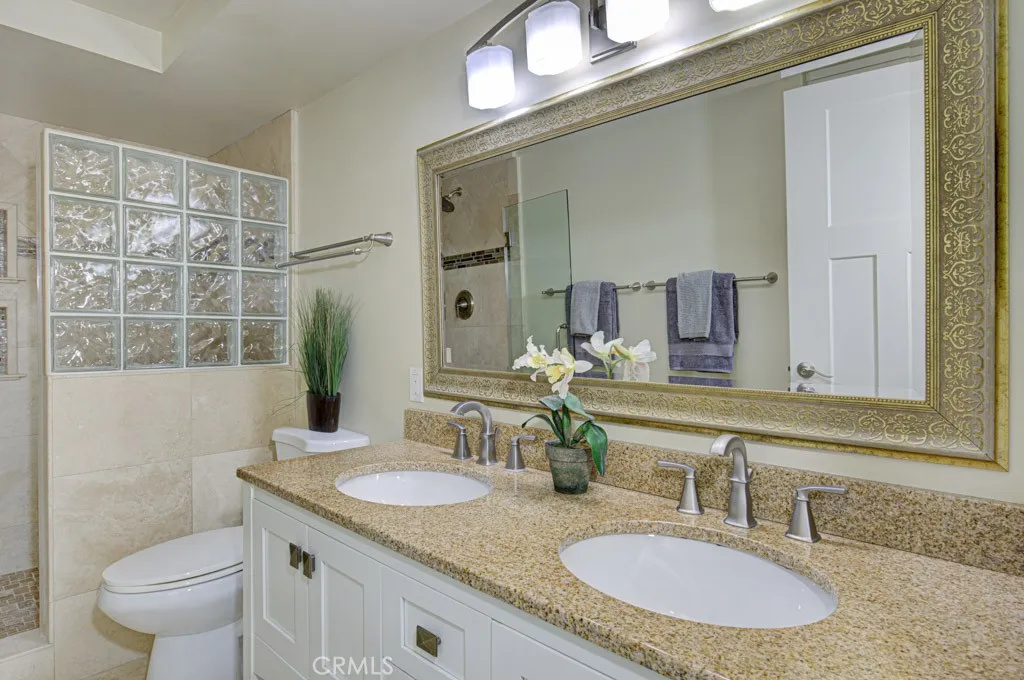 717 Avenida Sevilla C, Laguna Woods, California 92637 home-pic-27