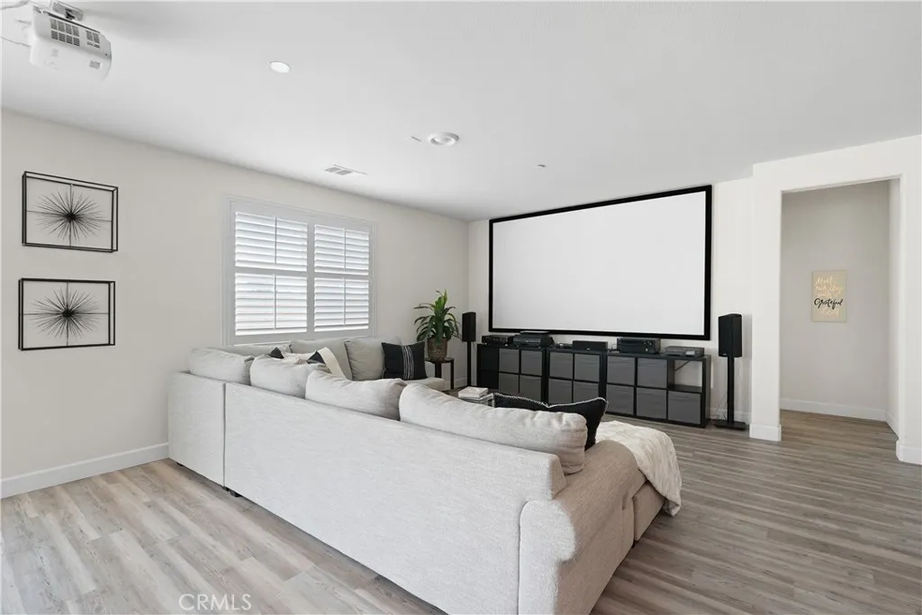 31818 Ruxton, Menifee, California 92584 home-pic-21
