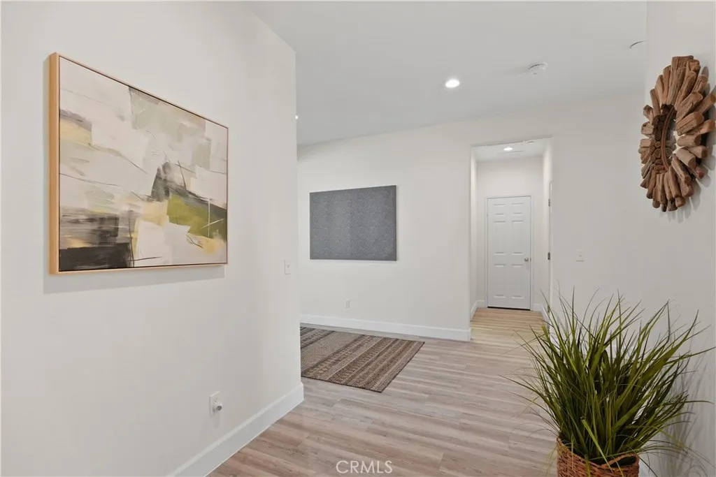 31818 Ruxton, Menifee, California 92584 home-pic-17