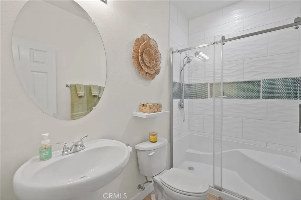 31818 Ruxton, Menifee, California 92584 home-pic-15