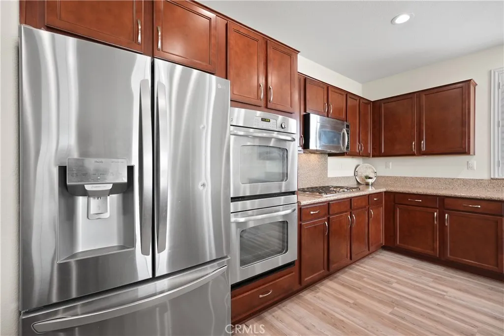 31818 Ruxton, Menifee, California 92584 home-pic-25