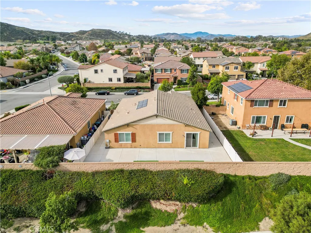 31818 Ruxton, Menifee, California 92584 home-pic-39