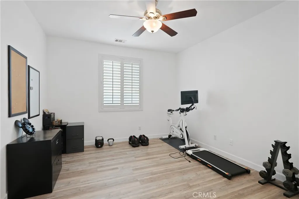 31818 Ruxton, Menifee, California 92584 home-pic-16