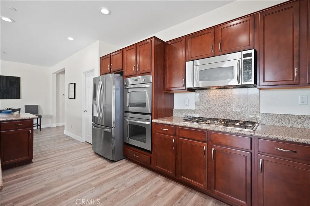 31818 Ruxton, Menifee, California 92584 home-pic-27