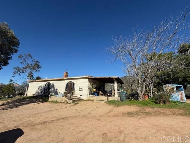 20042 Deerhorn Valley Road, Jamul, California 91935 home-pic-1