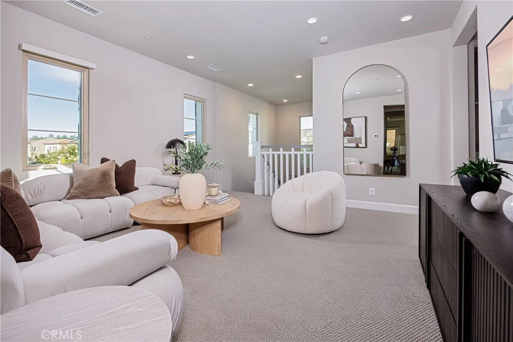 54 Granite Knoll, Irvine, California 92602 home-pic-17