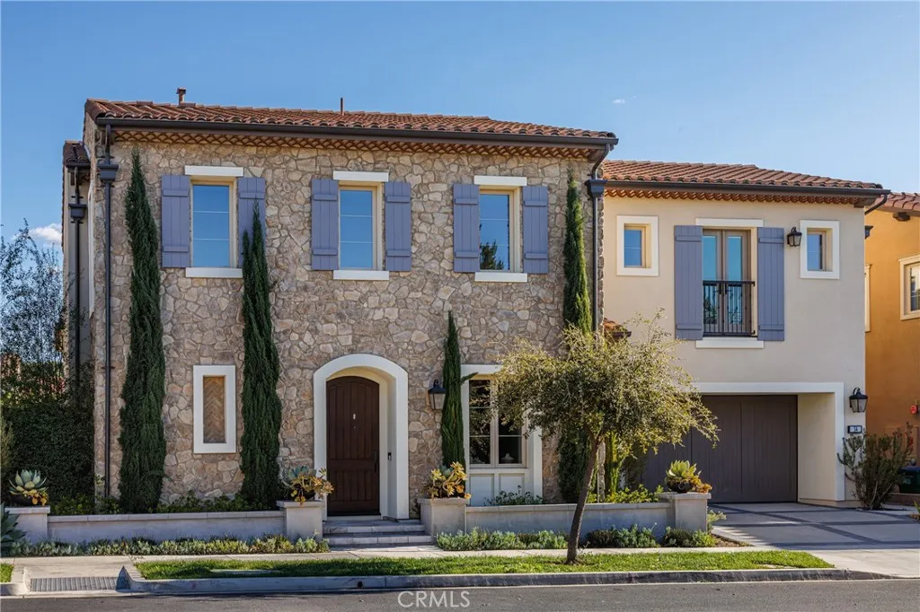 54 Granite Knoll, Irvine, California 92602 home-pic-1