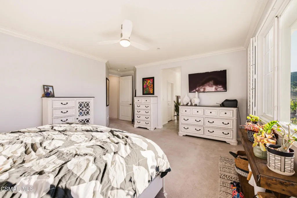 153 Sequoia Avenue, Simi Valley, California 93065 home-pic-40