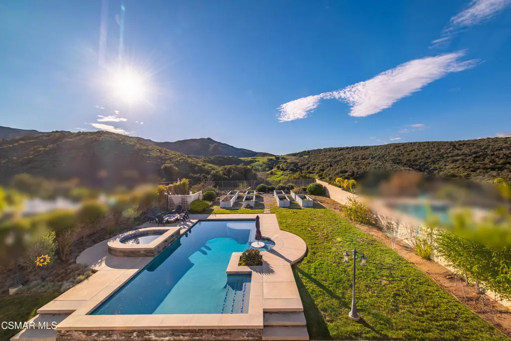 153 Sequoia Avenue, Simi Valley, California 93065 home-pic-51