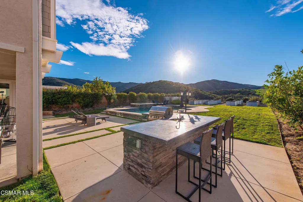 153 Sequoia Avenue, Simi Valley, California 93065 home-pic-50