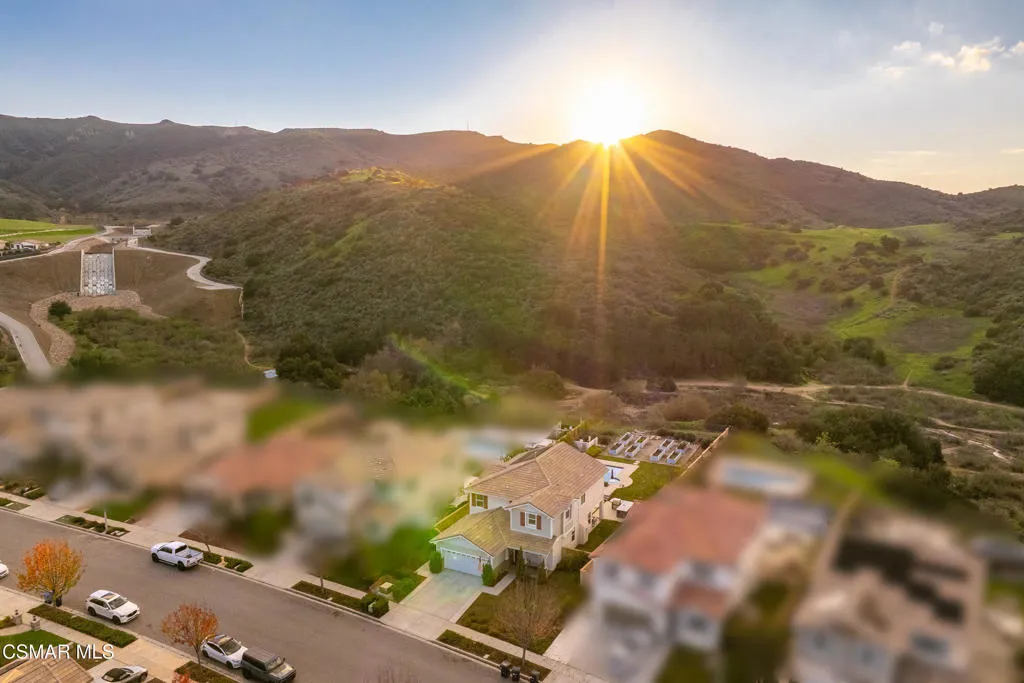 153 Sequoia Avenue, Simi Valley, California 93065 home-pic-77