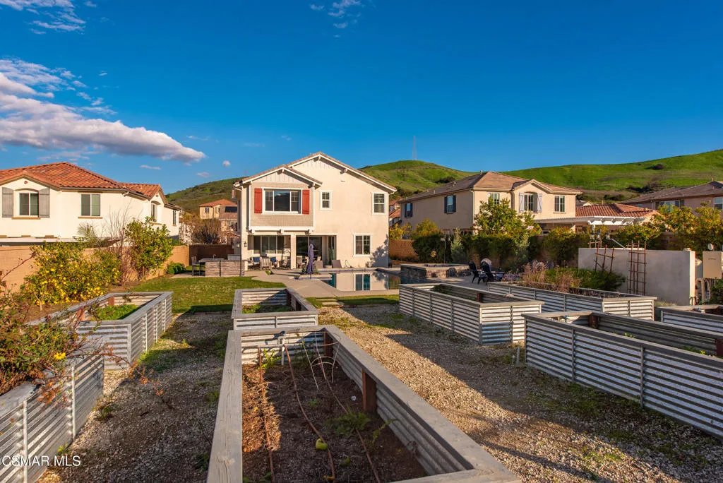 153 Sequoia Avenue, Simi Valley, California 93065 home-pic-64