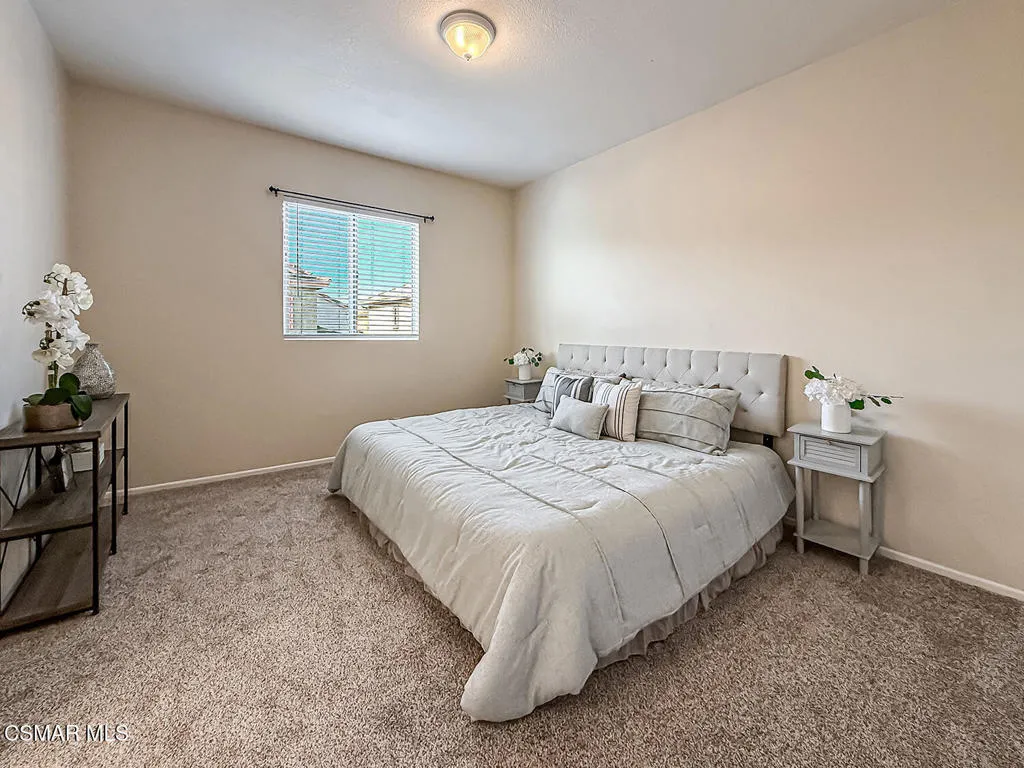 1668 Woodscent Lane, Simi Valley, California 93065 home-pic-22