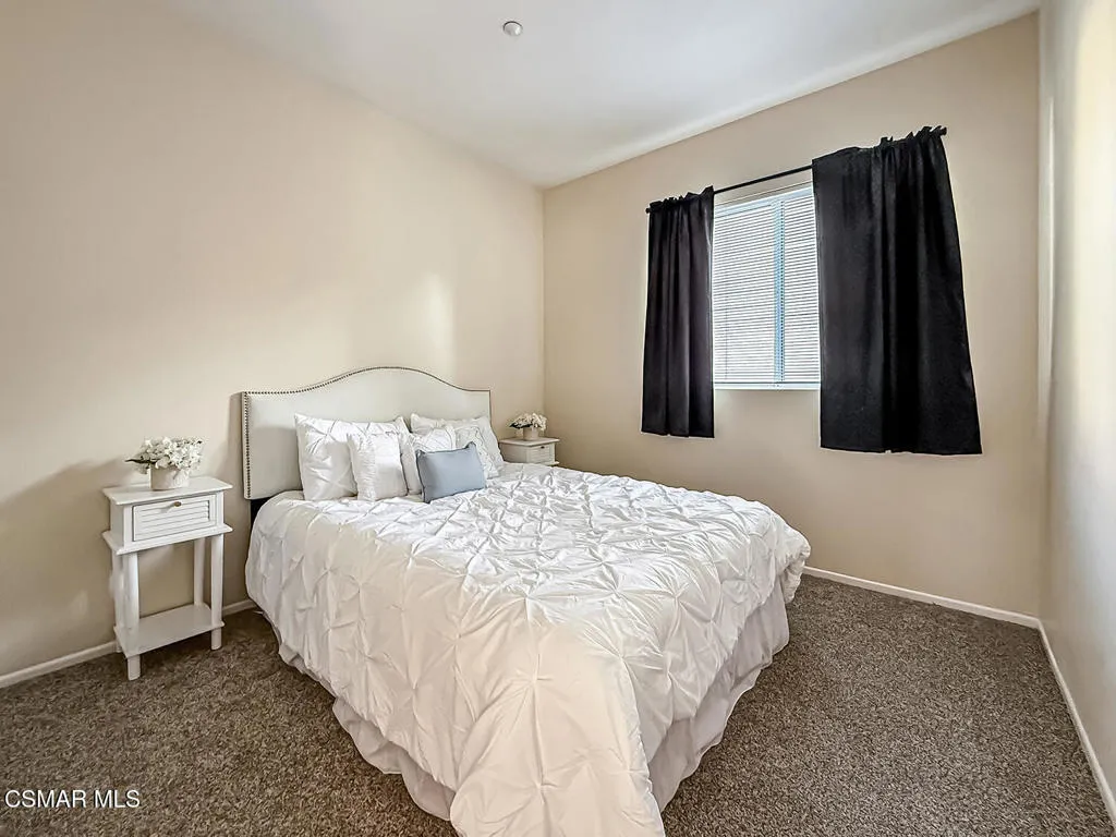 1668 Woodscent Lane, Simi Valley, California 93065 home-pic-30