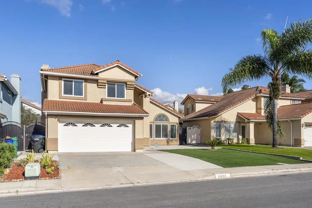 11637 Thomas Hayes Ln, San Diego, California 92126 home-pic-5