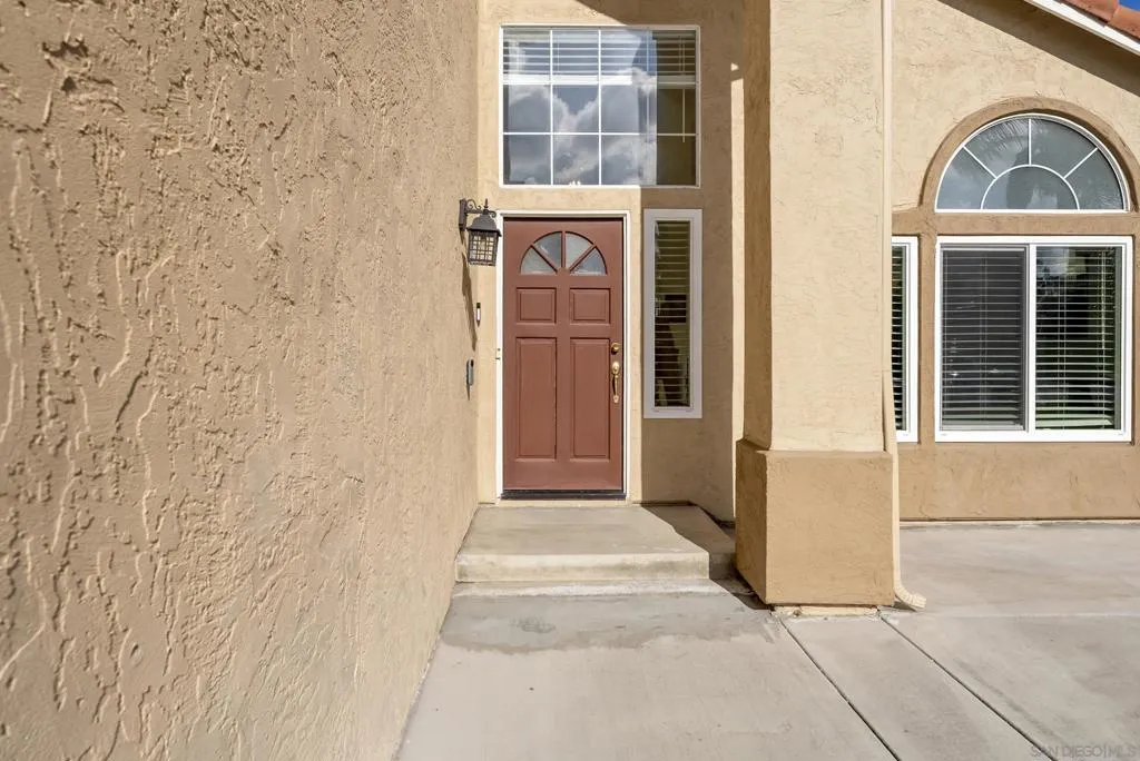 11637 Thomas Hayes Ln, San Diego, California 92126 home-pic-7